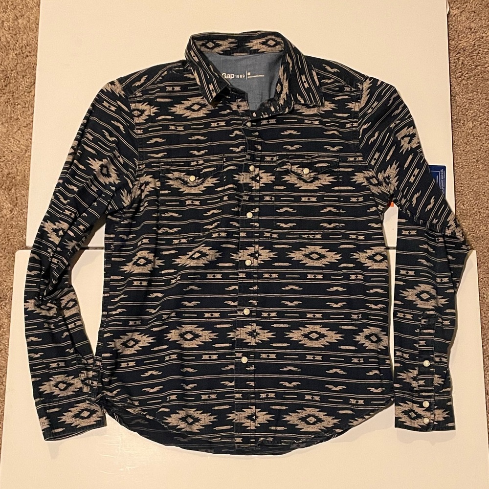 Gap Patterned Snap Button Up Shirt, Size M